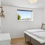 Lonneke - 450m From The Sea By Interhome * Knebel