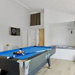 Lonneke - 450m From The Sea By Interhome